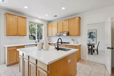 3609 Oakhurst Ct, Dublin, CA 94568 - Photo 12
