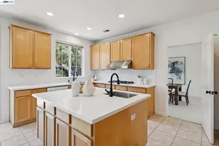 3609 Oakhurst Ct, Dublin, CA 94568 - Photo 12