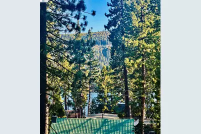 13273 Sierra Dr W, Truckee, CA 96161 - Photo 2
