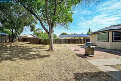 1181 Jensen Dr, Pittsburg, CA 94565 - Photo 22