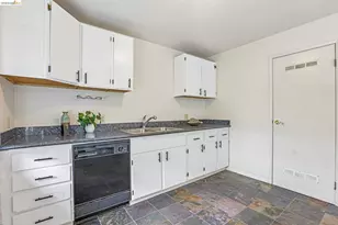 1917 Sequoia Dr, Martinez, CA 94553 - Photo 30