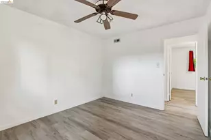 1917 Sequoia Dr, Martinez, CA 94553 - Photo 22