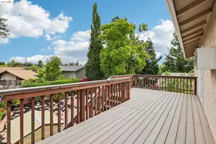 1917 Sequoia Dr, Martinez, CA 94553 - Photo 52