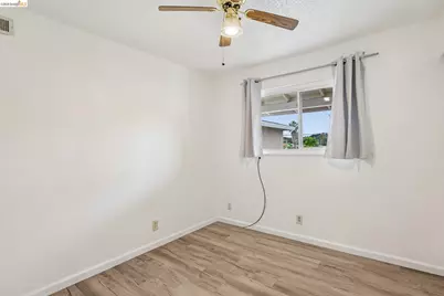 1917 Sequoia Dr, Martinez, CA 94553 - Photo 16