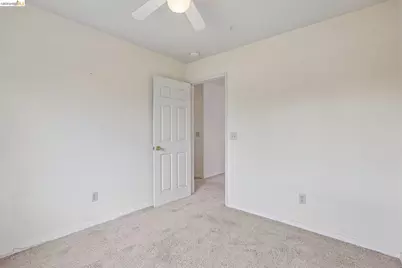 1917 Sequoia Dr, Martinez, CA 94553 - Photo 34