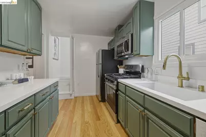 1558 8th St, Oakland, CA 94607 - Photo 14
