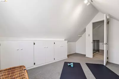 1165 Harvard Rd, Piedmont, CA 94610 - Photo 40