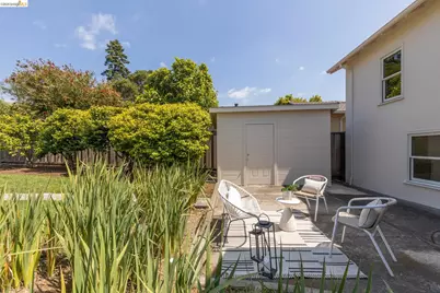 2434 Wilbur St, Oakland, CA 94602 - Photo 40