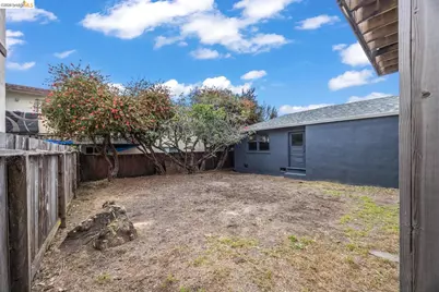 1731 Liberty St, El Cerrito, CA 94530 - Photo 4