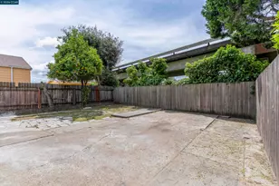 2520 Chanslor Ave, Richmond, CA 94804 - Photo 48