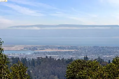 6343 Skyline Blvd, Oakland, CA 94611 - Photo 30
