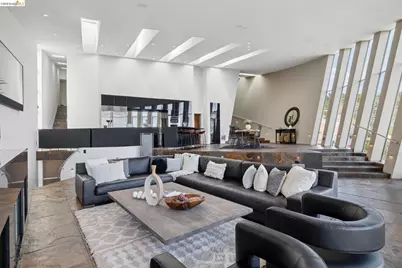 6343 Skyline Blvd, Oakland, CA 94611 - Photo 14