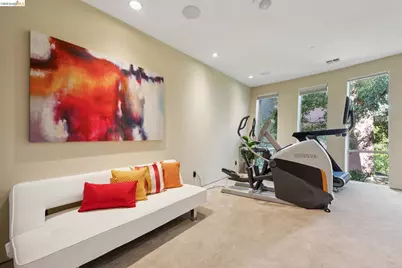 6343 Skyline Blvd, Oakland, CA 94611 - Photo 42