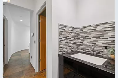 6343 Skyline Blvd, Oakland, CA 94611 - Photo 46