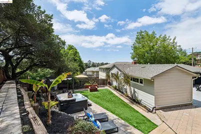 5801 Leona St, Oakland, CA 94605 - Photo 46