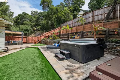 5801 Leona St, Oakland, CA 94605 - Photo 38