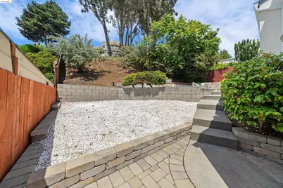 2165 Strang Ave, Castro Valley, CA 94578 - Photo 32