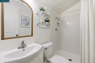 87 Rolling Green Cir, Pleasant Hill, CA 94523 - Photo 16