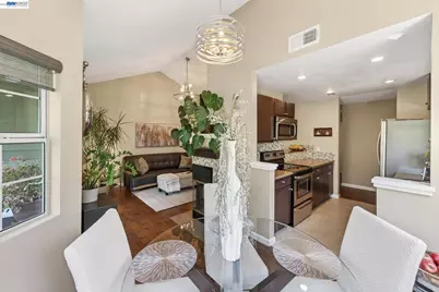 7560 Canyon Meadow Cir #H, Pleasanton, CA 94588 - Photo 12