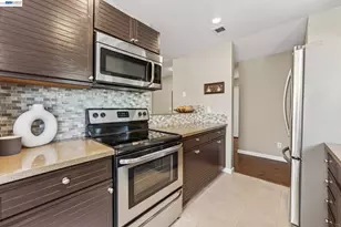 7560 Canyon Meadow Circle, Pleasanton, CA 94588 - Photo 14