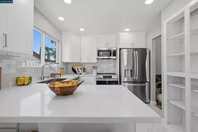 2240 Concord Dr, Pittsburg, CA 94565 - Photo 24
