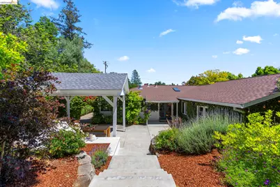 447 Cumberland Dr, Pleasant Hill, CA 94523 - Photo 56