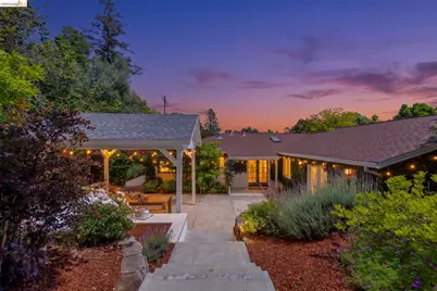 447 Cumberland Dr, Pleasant Hill, CA 94523 - Photo 2