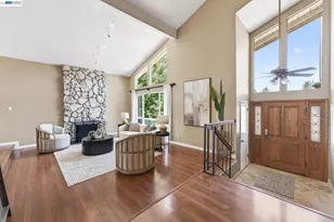 9693 Thunderbird Dr, San Ramon, CA 94583 - Photo 4