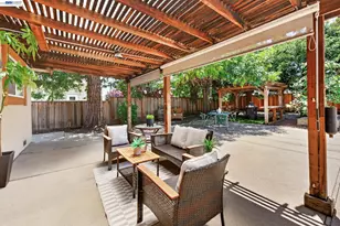 9693 Thunderbird Dr, San Ramon, CA 94583 - Photo 36