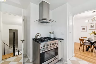 451 Taurus Ave, Oakland, CA 94611 - Photo 16