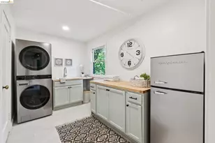 451 Taurus Ave, Oakland, CA 94611 - Photo 34