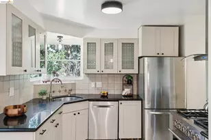 451 Taurus Ave, Oakland, CA 94611 - Photo 12