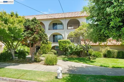 2133 Santa Clara Ave #217, Alameda, CA 94501 - Photo 1