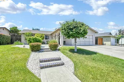 2816 Petar Pl, Antioch, CA 94509 - Photo 32