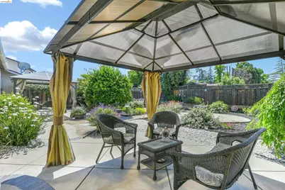 2816 Petar Pl, Antioch, CA 94509 - Photo 20