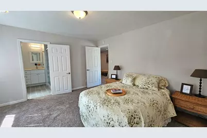 7856 Ney Ave, Oakland, CA 94605 - Photo 14