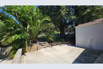 7856 Ney Ave, Oakland, CA 94605 - Photo 28