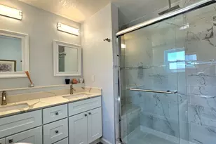 7856 Ney Ave, Oakland, CA 94605 - Photo 16