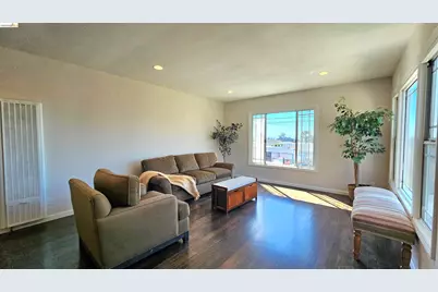 7856 Ney Ave, Oakland, CA 94605 - Photo 4