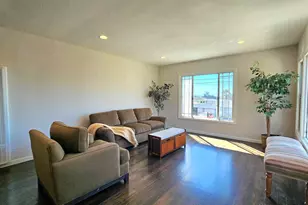 7856 Ney Ave, Oakland, CA 94605 - Photo 4