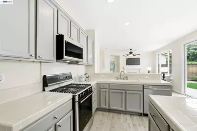 111 Winter Ln, Mountain House, CA 95391 - Photo 24