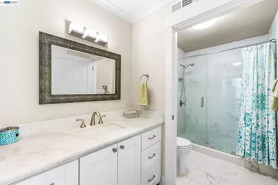 1101 Fairlawn Ct #4, Walnut Creek, CA 94595 - Photo 22