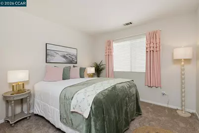 592 Ross, Martinez, CA 94553 - Photo 24