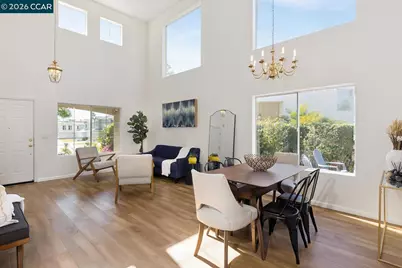 592 Ross, Martinez, CA 94553 - Photo 2