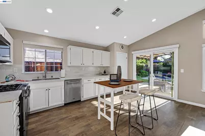 1124 Brookdale Ln, Livermore, CA 94551 - Photo 8