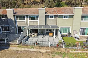 57 Thousand Oaks St, Oakland, CA 94605 - Photo 36