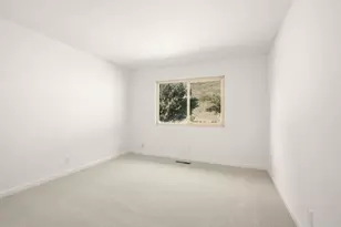 57 Thousand Oaks St, Oakland, CA 94605 - Photo 34
