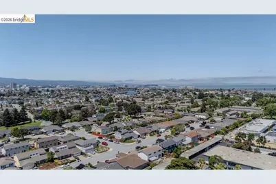 1298 Ribbon St, Foster City, CA 94404 - Photo 86