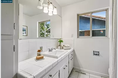 3203 Monterey Blvd, Oakland, CA 94602 - Photo 26