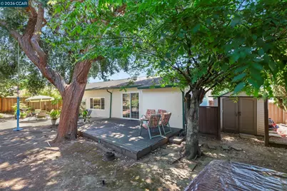 2259 Shasta Ct, Martinez, CA 94553 - Photo 24
